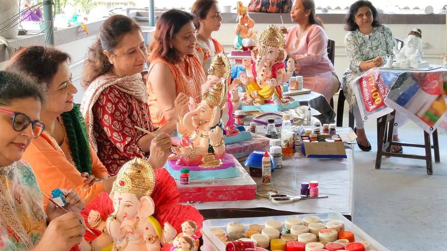 Thane Women Make Eco-Friendly Ganesha Idols, Set Green Example for Ganeshotsav